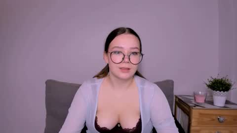 Katy online show from November 2025 05:33:01 PM