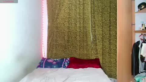 KATY online show from October 2025 10:32:02 PM