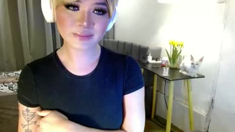 katykiat online show from November 2025 07:11:02 AM