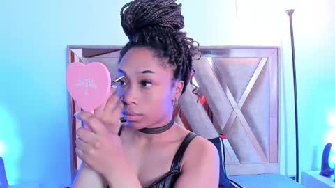 katyortiz online show from December 2025 11:37:01 AM