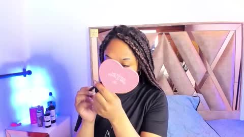 katyortiz online show from December 2025 11:41:01 AM