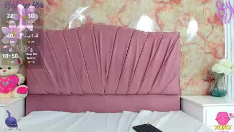 katysweetas online show from October 2025 07:25:02 PM