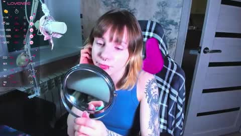 Kira-chan  online show from November 2025 08:31:02 AM