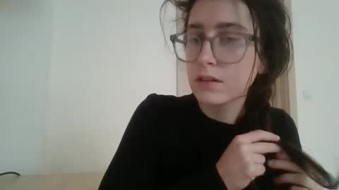 kawaii snowflake online show from November 2025 12:53:02 PM