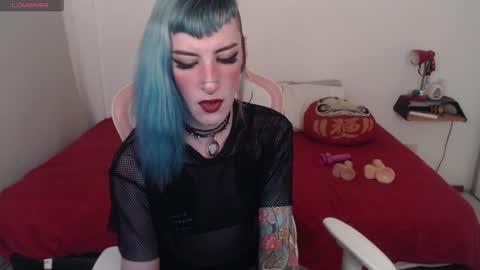 luna   online show from February 2025 03:03:01 AM