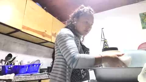  Khawit  online show from December 2025 09:09:02 PM