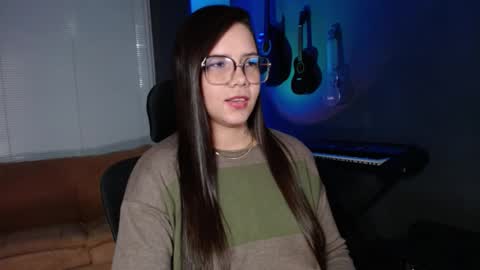 Snapshot of kay_avrill chatting on February 2026 06:22:02 PM Kay online show from February 2026 06:22:02 PM