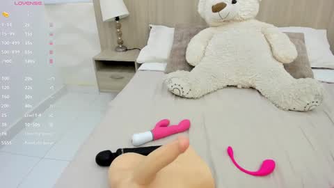   online show from February 2025 11:42:02 AM