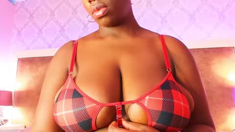 Susan online show from February 2025 06:41:01 PM