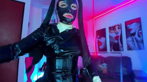 CAMILA online show from February 2025 05:50:01 PM