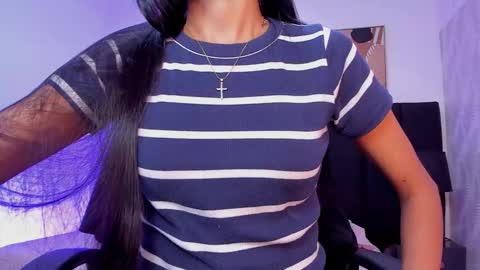 Kayla  online show from October 2025 11:30:01 AM