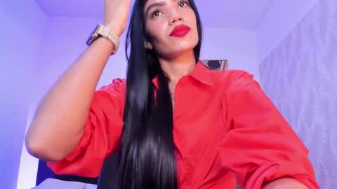 Kayla  online show from November 2025 11:44:01 AM