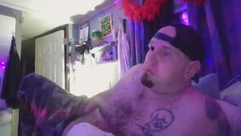 Snapshot of kaylaandmike23 chatting on April 2026 04:15:01 AM M and K online show from April 2026 04:15:01 AM
