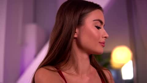 kaylabray online show from October 2025 03:57:01 AM