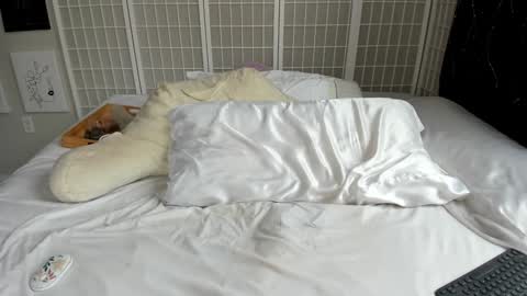 Kayla Cruise online show from January 2025 05:28:01 PM