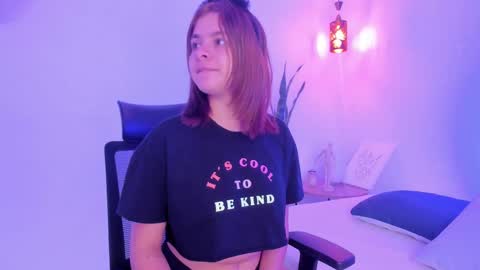      K A Y L A      online show from October 2025 03:12:01 PM