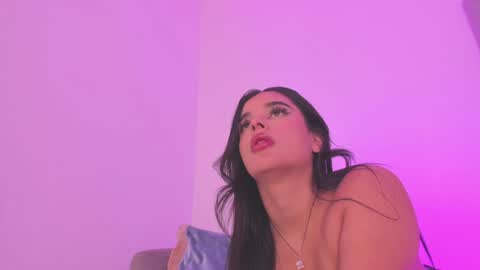 Kayla online show from December 2024 11:01:02 PM