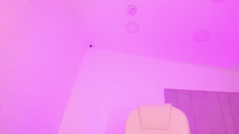 Kayla online show from December 2024 06:12:02 PM