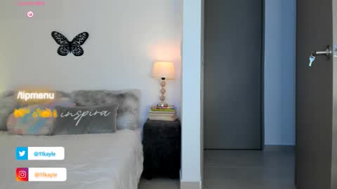 INSTAGRAM AND TW 11kayle online show from December 2025 07:53:02 PM