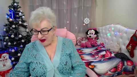 Snapshot of kaylesmoll chatting on December 2024 04:47:02 AM kaylesmoll online show from December 2024 04:47:02 AM