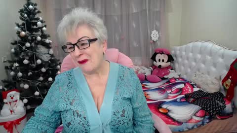 Snapshot of kaylesmoll chatting on January 2025 07:13:01 PM kaylesmoll online show from January 2025 07:13:01 PM