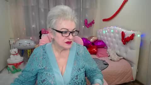 Snapshot of kaylesmoll chatting on February 2025 05:25:01 AM kaylesmoll online show from February 2025 05:25:01 AM