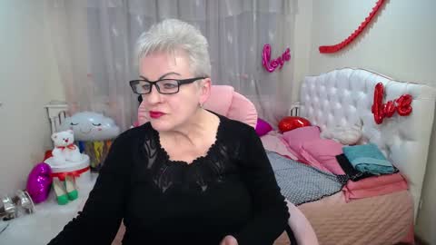 Snapshot of kaylesmoll chatting on March 2025 07:09:02 PM kaylesmoll online show from March 2025 07:09:02 PM