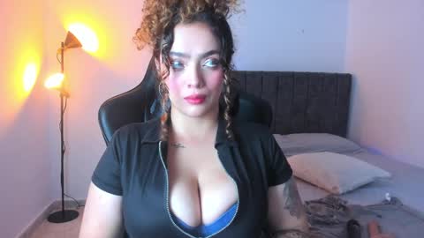 Snapshot of kayllaevans_ chatting on April 2026 05:47:02 AM Kay online show from April 2026 05:47:02 AM