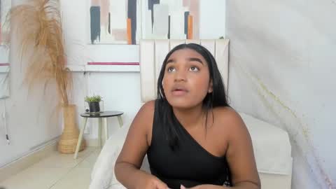 Kayna online show from February 2025 07:52:01 PM