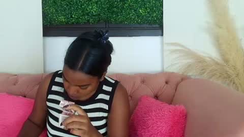 Snapshot of kayna_gomez chatting on July 2026 05:50:02 PM Kayna online show from July 2026 05:50:02 PM