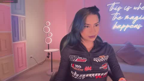 Kay online show from January 2026 03:32:01 AM