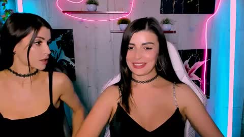 kayworl online show from May 2026 01:50:02 PM