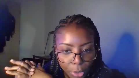 kayxo_ online show from December 2025 03:43:01 PM