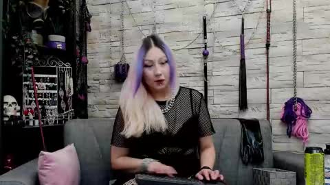 Miss Kazia online show from December 2025 01:04:02 AM