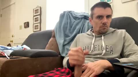 Snapshot of kcdowdy90 chatting on February 2025 04:00:02 PM rowdy6969 online show from February 2025 04:00:02 PM