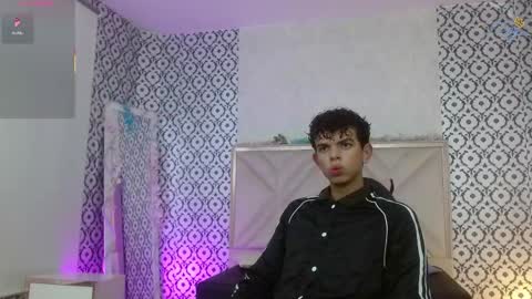 Snapshot of keahi_tay chatting on March 2026 11:49:01 AM keahi online show from March 2026 11:49:01 AM