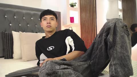 nico online show from April 2026 12:39:01 PM