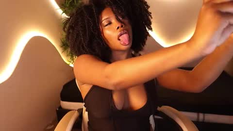 Snapshot of kehlannis_ chatting on September 2025 08:45:02 PM Kehlannis online show from September 2025 08:45:02 PM