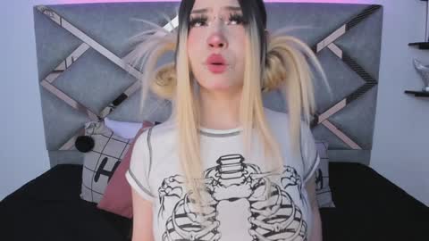 Snapshot of keidy_rose chatting on February 2025 07:18:02 PM Keidy Monday to Saturday from 200 pm to 810pm UTC-5 Colombia Time online show from February 2025 07:18:02 PM