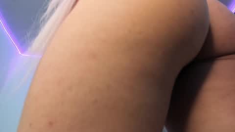 Snapshot of keidy_rose chatting on February 2025 10:31:01 PM Keidy Monday to Saturday from 200 pm to 810pm UTC-5 Colombia Time online show from February 2025 10:31:01 PM