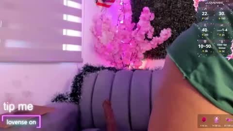 naty online show from December 2025 01:39:02 PM