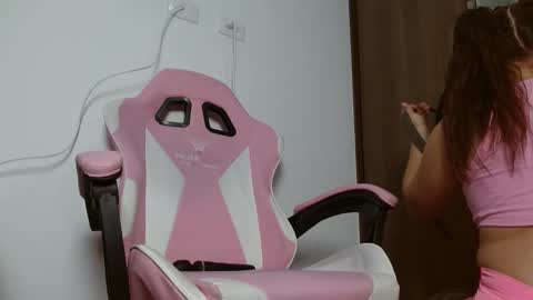 keilafranco online show from October 2025 12:14:01 AM