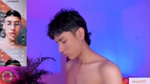 Alejandro Gonzalez online show from September 2025 02:02:01 AM