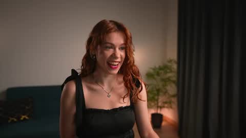 Snapshot of keira_knight chatting on June 2026 07:40:01 PM keira_knight online show from June 2026 07:40:01 PM