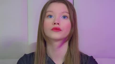Snapshot of keiraace chatting on May 2026 06:49:02 PM Keira online show from May 2026 06:49:02 PM