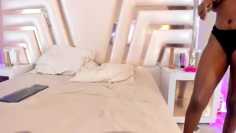 Snapshot of keishaconie chatting on February 2026 08:24:01 PM Ebony - Keisha online show from February 2026 08:24:01 PM