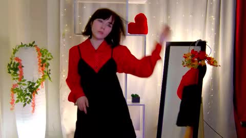 Kelly online show from October 2025 09:43:01 AM