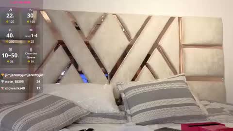 Snapshot of kelly_gracee chatting on July 2026 07:23:02 AM Kelly online show from July 2026 07:23:02 AM