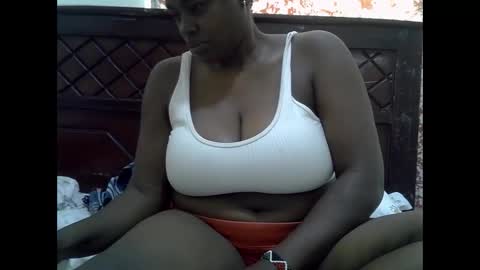 Snapshot of kelly_jones9 chatting on May 2026 11:06:02 AM kelly_jones9 online show from May 2026 11:06:02 AM