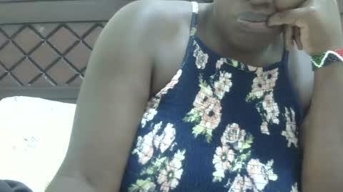 Snapshot of kelly_jones9 chatting on June 2026 01:35:02 PM kelly_jones9 online show from June 2026 01:35:02 PM